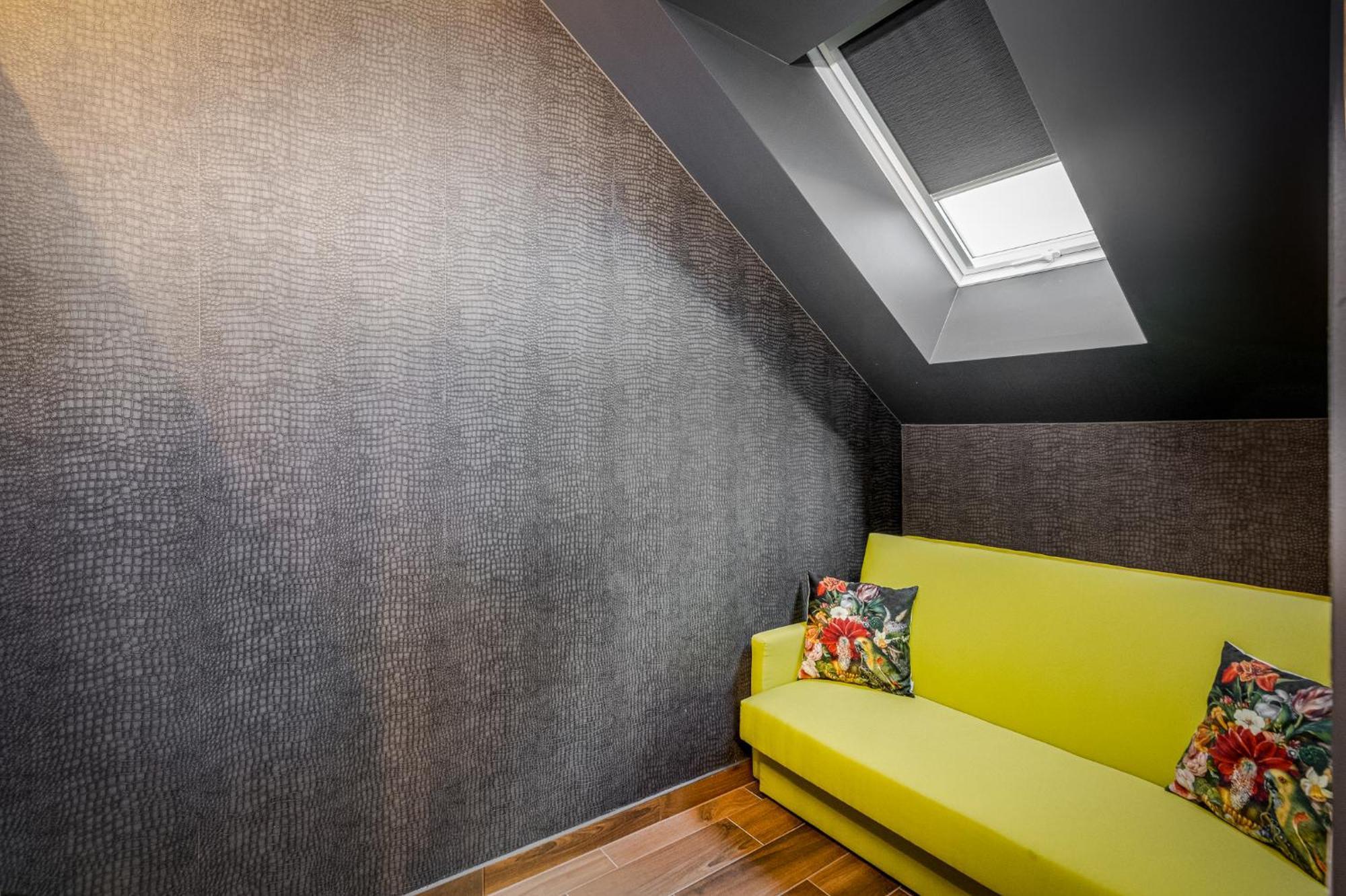 Stacja Galicja Rooms Blisko Energylandia Trzebienczyce Εξωτερικό φωτογραφία